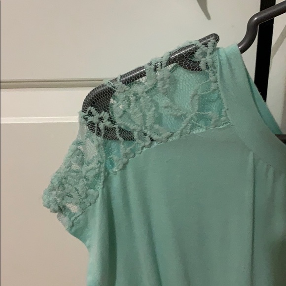 T-shirt - Picture 4 of 4